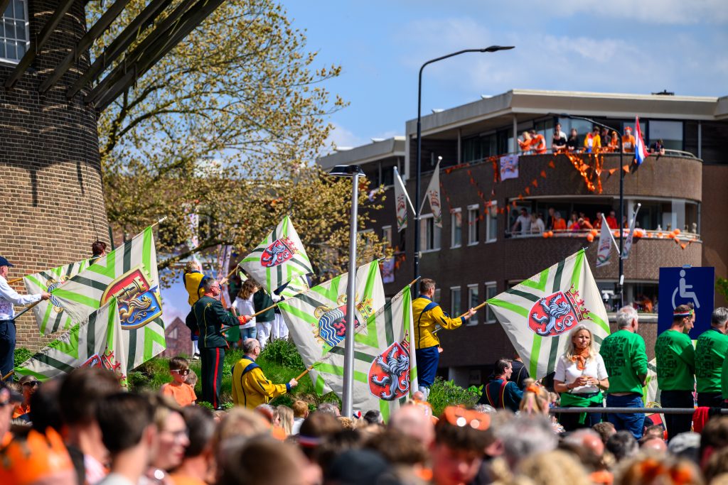 Vendeliers aan de voet van de Walmolen