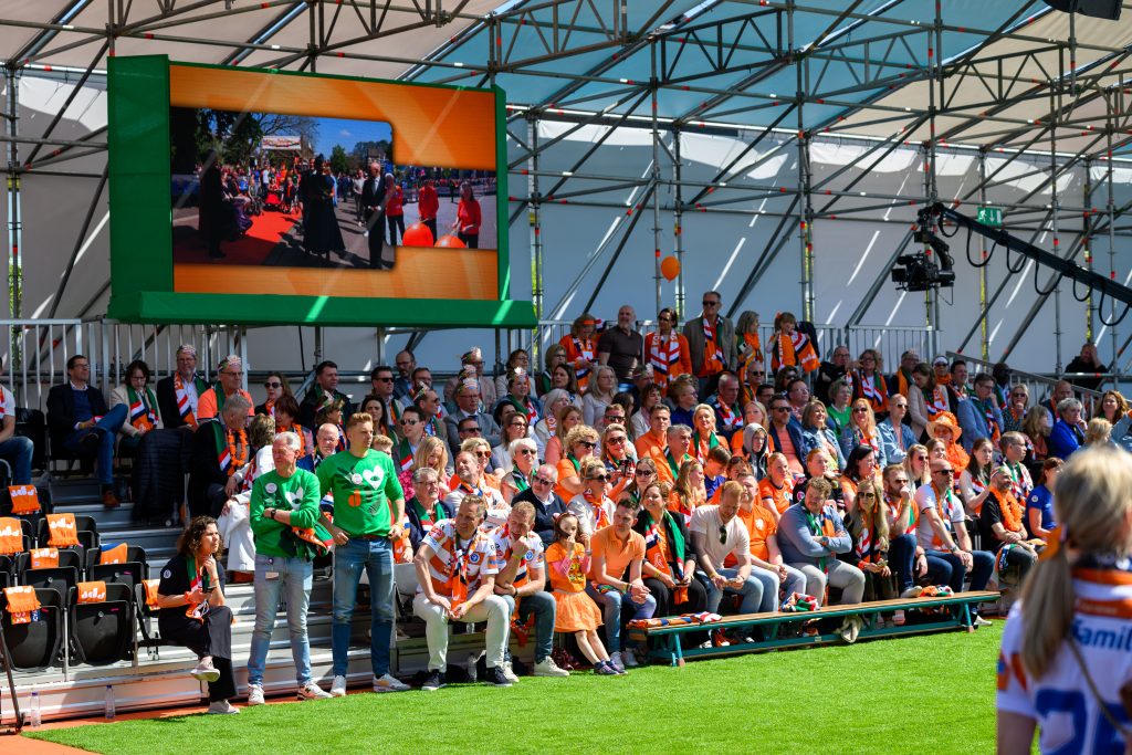 Stadion de Kleine Vijverberg is klaar voor de Koningsdag Kwis