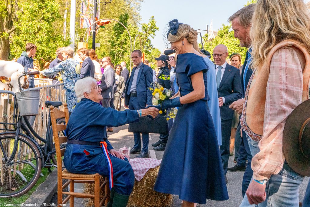 Maxima ontmoet stadsboerin 'Anna'